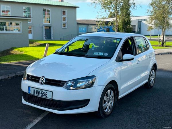 Volkswagen Polo Hatchback, Diesel, 2011, White