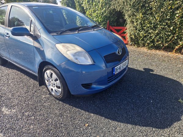 Toyota Yaris Hatchback, Petrol, 2006, Blue