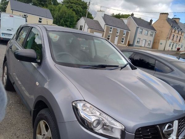 Nissan Qashqai Hatchback, Diesel, 2012, Blue