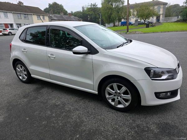 Volkswagen Polo Hatchback, Diesel, 2014, White