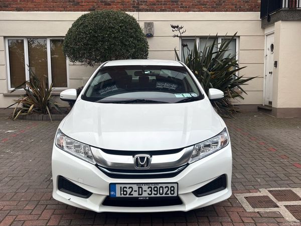 Honda Grace Saloon, Petrol Hybrid, 2016, White