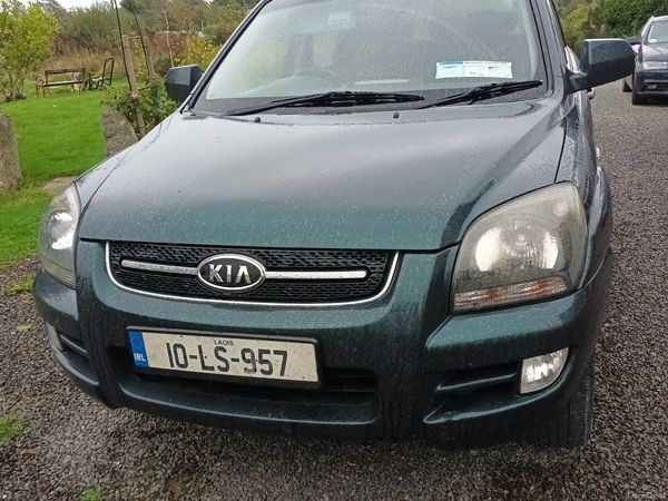 Kia Sportage SUV, Diesel, 2010, Green