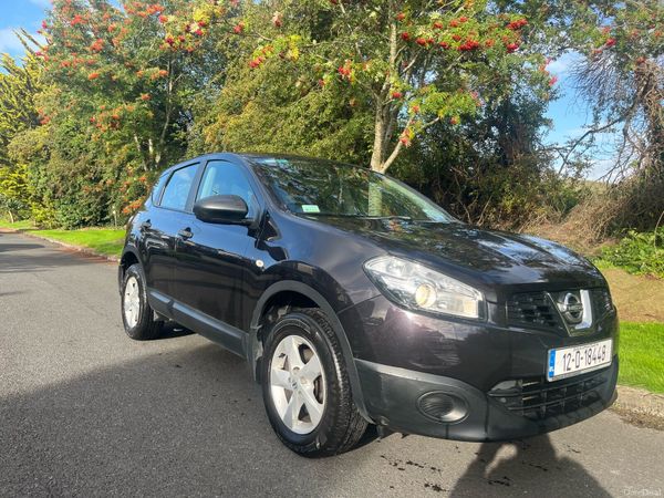 Nissan Qashqai Hatchback, Diesel, 2012, Black