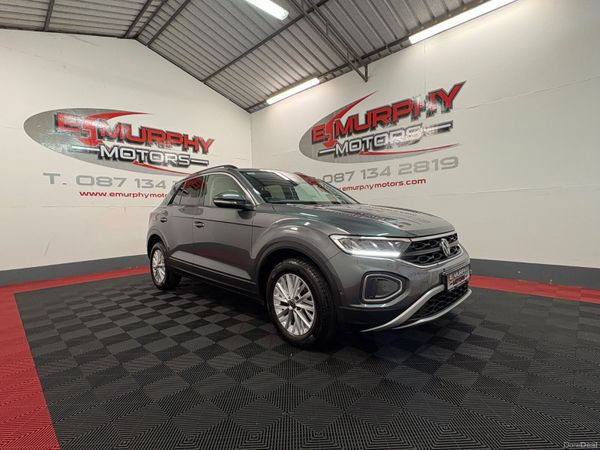 Volkswagen T-Roc SUV, Petrol, 2023, Grey