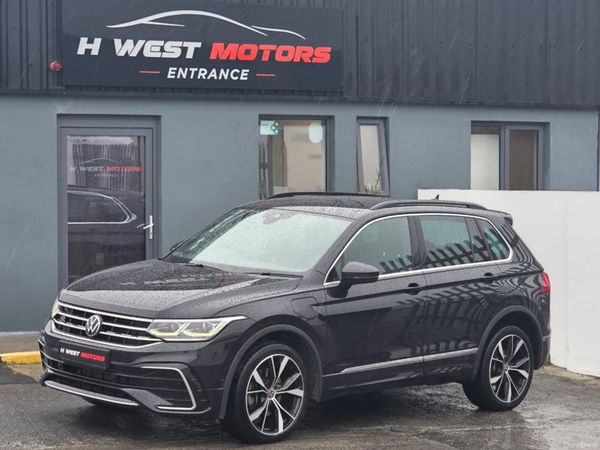 Volkswagen Tiguan Estate, Petrol Hybrid, 2023, Black
