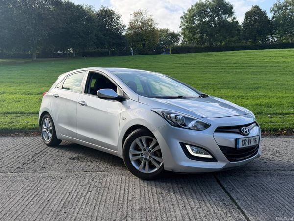 Hyundai i30 Hatchback, Diesel, 2013, Silver