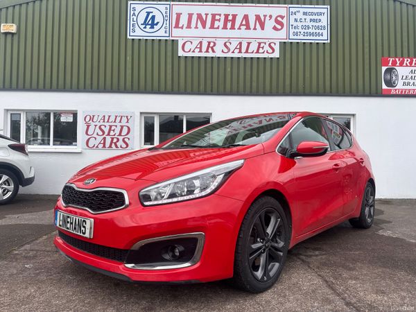 Kia Ceed Hatchback, Diesel, 2016, Red