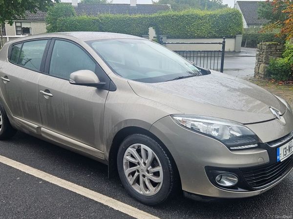 Renault Megane Hatchback, Diesel, 2013, Brown