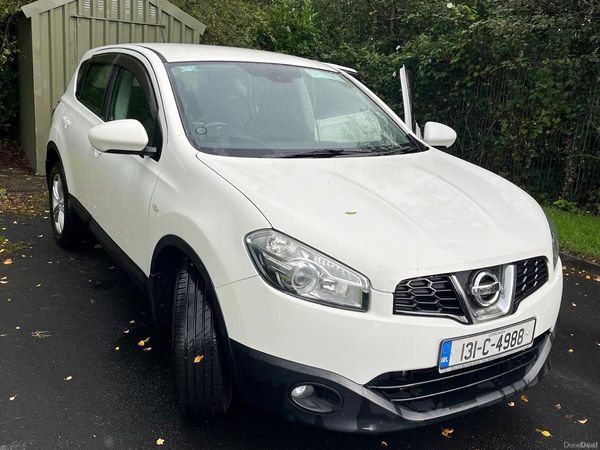 Nissan Qashqai Estate/Jeep, Diesel, 2013, White