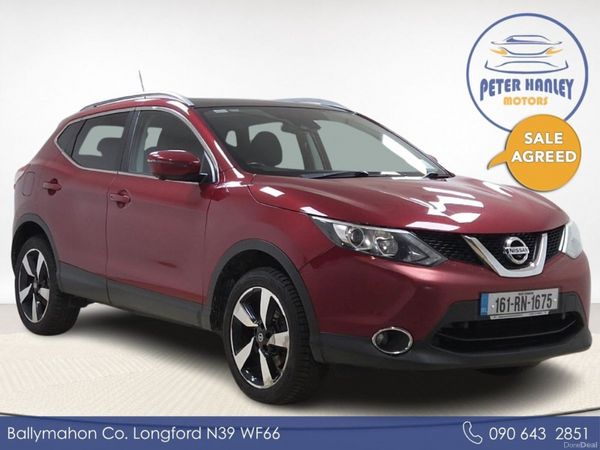 Nissan Qashqai SUV, Diesel, 2016, Red