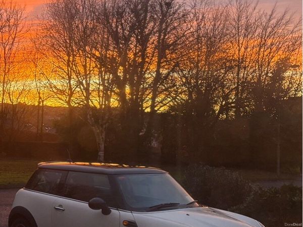 Mini Cooper Hatchback, Diesel, 2011, White