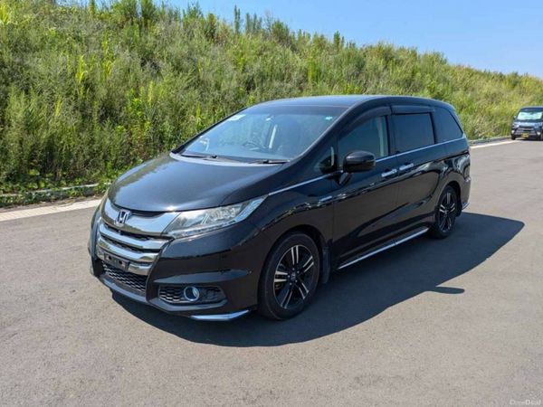 Honda Odyssey MPV, Petrol Hybrid, 2016, White