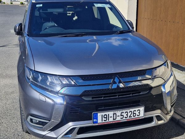 Mitsubishi Outlander SUV, Petrol Plug-in Hybrid, 2019, Grey