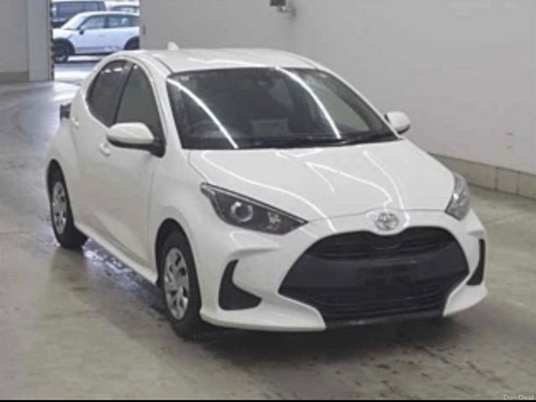 Toyota Yaris Hatchback, Petrol, 2021, White