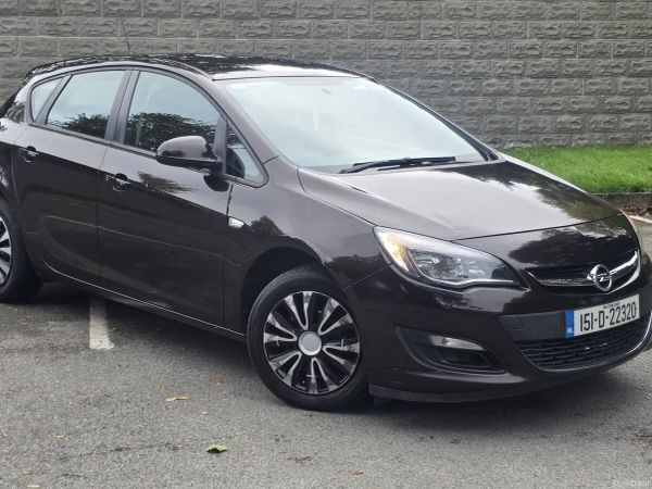 Opel Astra Hatchback, Diesel, 2015, Brown