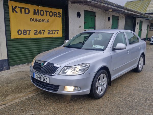 Skoda Octavia Saloon, Diesel, 2013, Silver