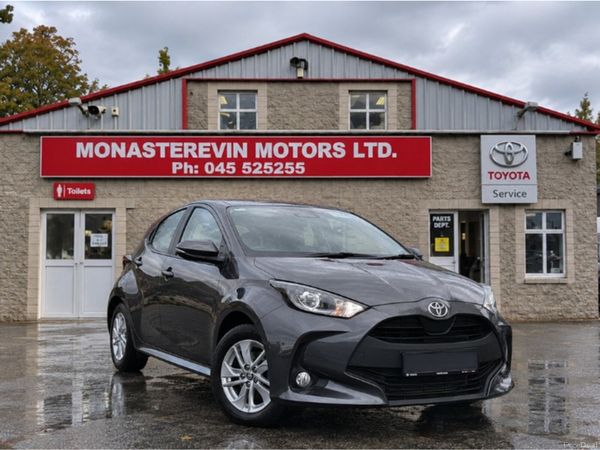 Toyota Yaris Hatchback, Petrol Hybrid, 2026, Grey