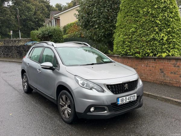Peugeot 2008 Hatchback, Petrol, 2018, Grey