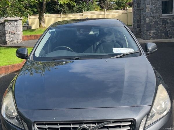 Volvo S60 Saloon, Diesel, 2013, Grey