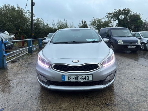 Kia Ceed Hatchback, Diesel, 2013, Silver