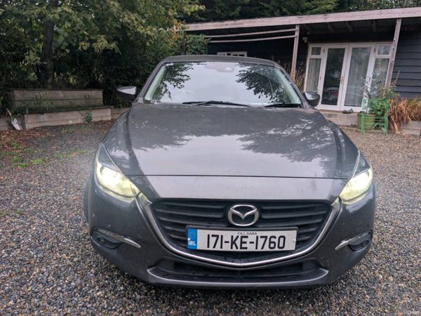 Mazda Mazda3 Hatchback, Diesel, 2017, Grey