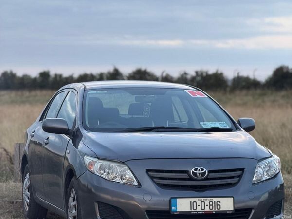 Toyota Corolla Saloon, Petrol, 2010, Grey