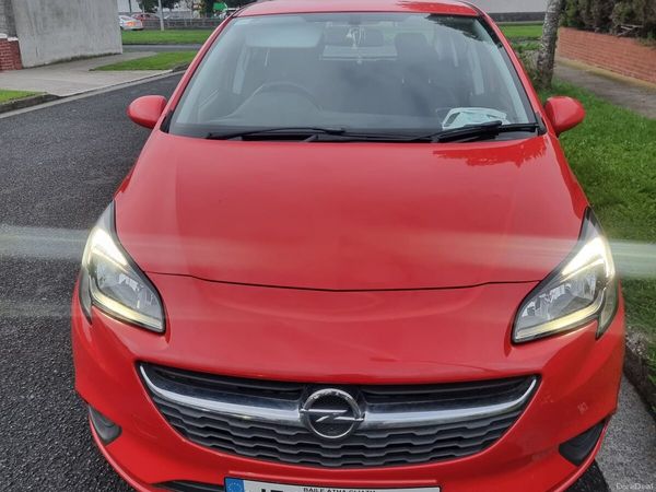 Opel Corsa Hatchback, Petrol, 2015, Red