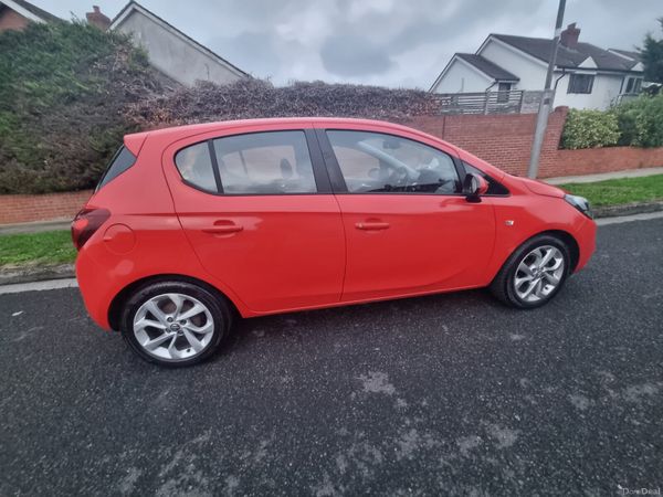 Opel Corsa Hatchback, Petrol, 2015, Red