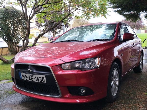 Mitsubishi Lancer Saloon, Petrol, 2015, Red