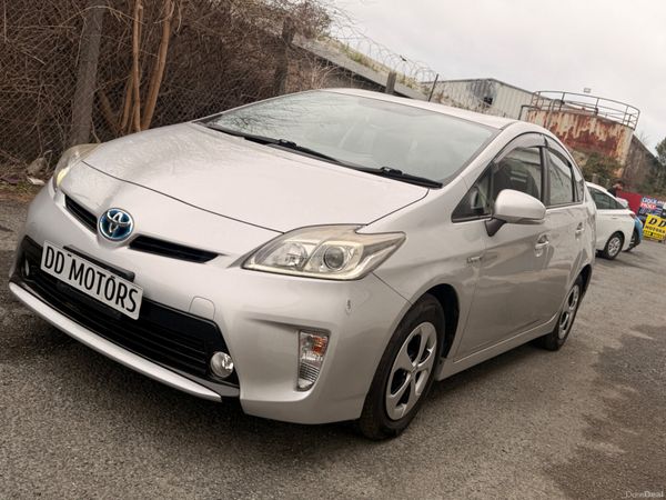 Toyota Prius Hatchback, Petrol Hybrid, 2015, Silver