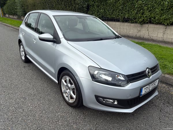 Volkswagen Polo Hatchback, Petrol, 2013, Silver