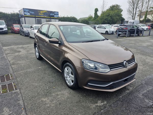 Volkswagen Polo Hatchback, Petrol, 2015, Brown