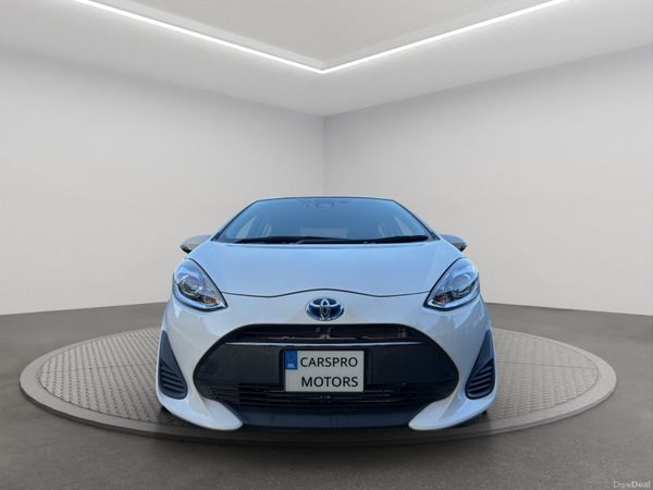 Toyota Aqua Hatchback, Petrol Hybrid, 2019, White