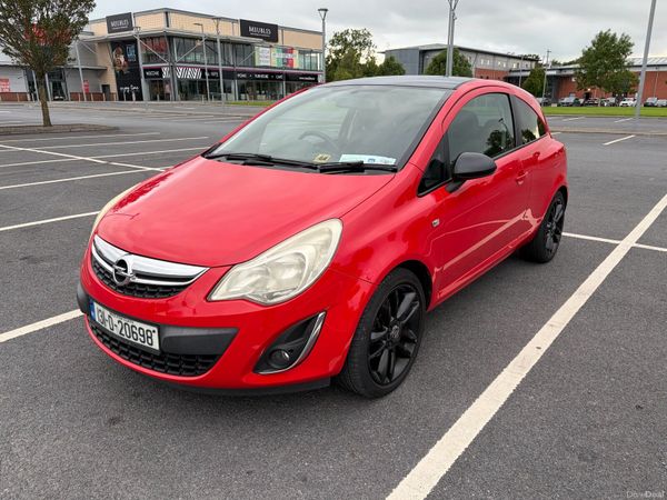 Opel Corsa Hatchback, Diesel, 2013, Red