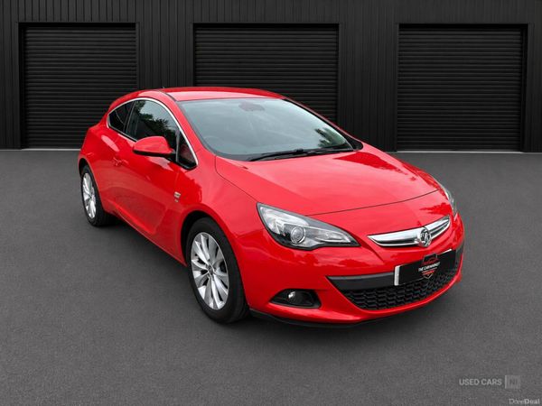 Vauxhall Other Coupe, Diesel, 2013, Red