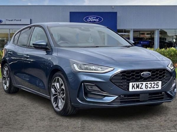 Ford Focus Hatchback, Petrol, 2026, Blue