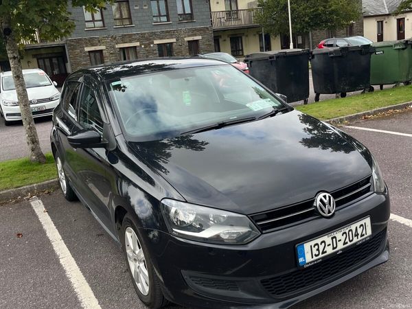 Volkswagen Polo Hatchback, Petrol, 2013, Black