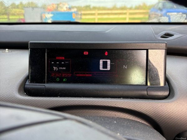 Citroen C4 Cactus Hatchback, Diesel, 2015, Silver