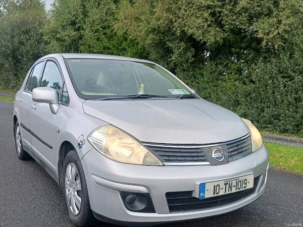 Nissan Tiida Saloon, Diesel, 2010, Silver