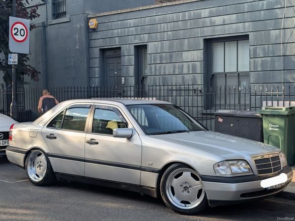 Mercedes-Benz C-Class Saloon, Petrol, 1997, Silver