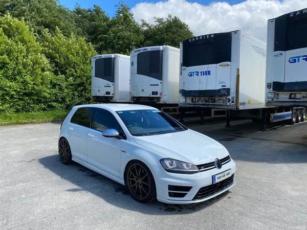 Volkswagen Golf Hatchback, Petrol, 2014, White