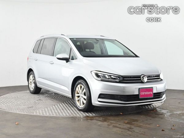 Volkswagen Touran MPV, Petrol, 2018, Silver