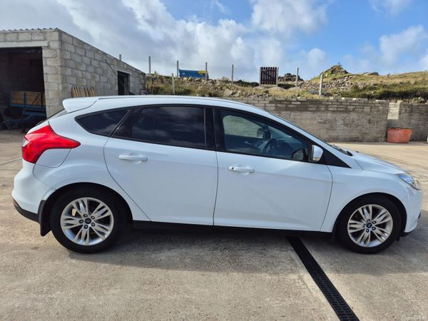Ford Focus Hatchback, Diesel, 2013, White