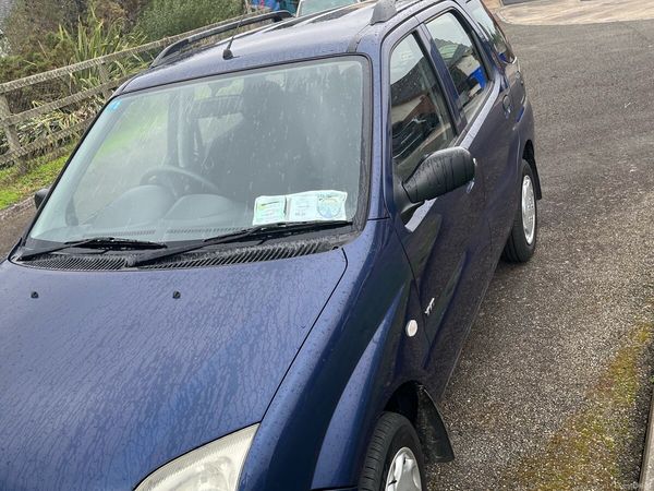 Suzuki Ignis Hatchback, Petrol, 2007, Blue