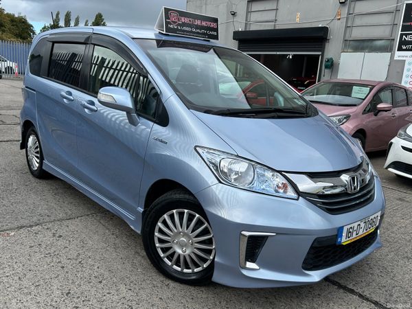 Honda Freed MPV, Petrol Hybrid, 2016, Blue