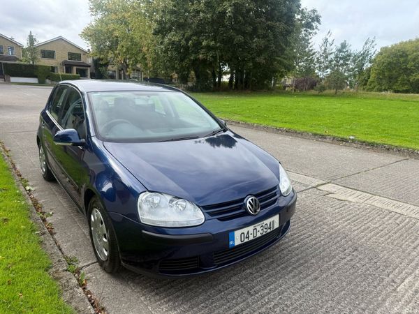 Volkswagen Golf Hatchback, Petrol, 2004, Blue