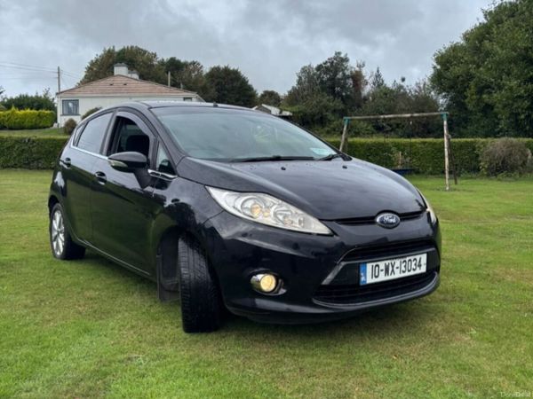 Ford Fiesta Hatchback, Petrol, 2010, Black