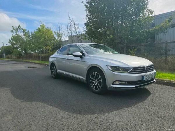 Volkswagen Passat Saloon, Diesel, 2017, Grey