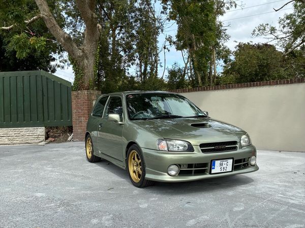 Toyota Starlet Hatchback, Petrol, 1998, Green