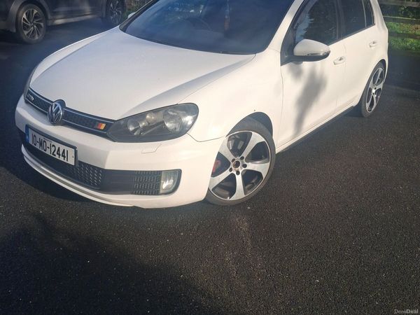 Volkswagen Golf Hatchback, Diesel, 2010, White